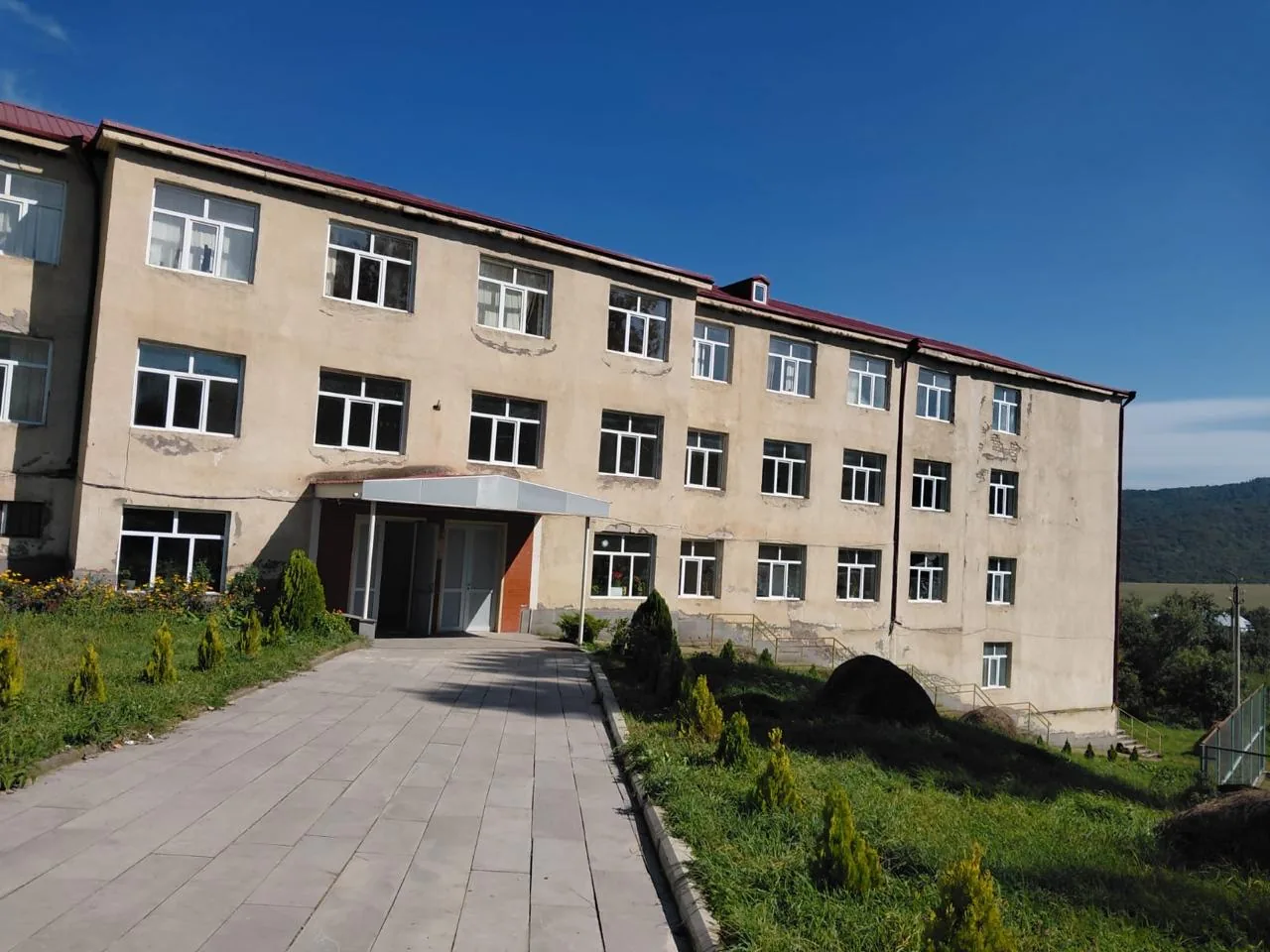 İfnari: The village public school
