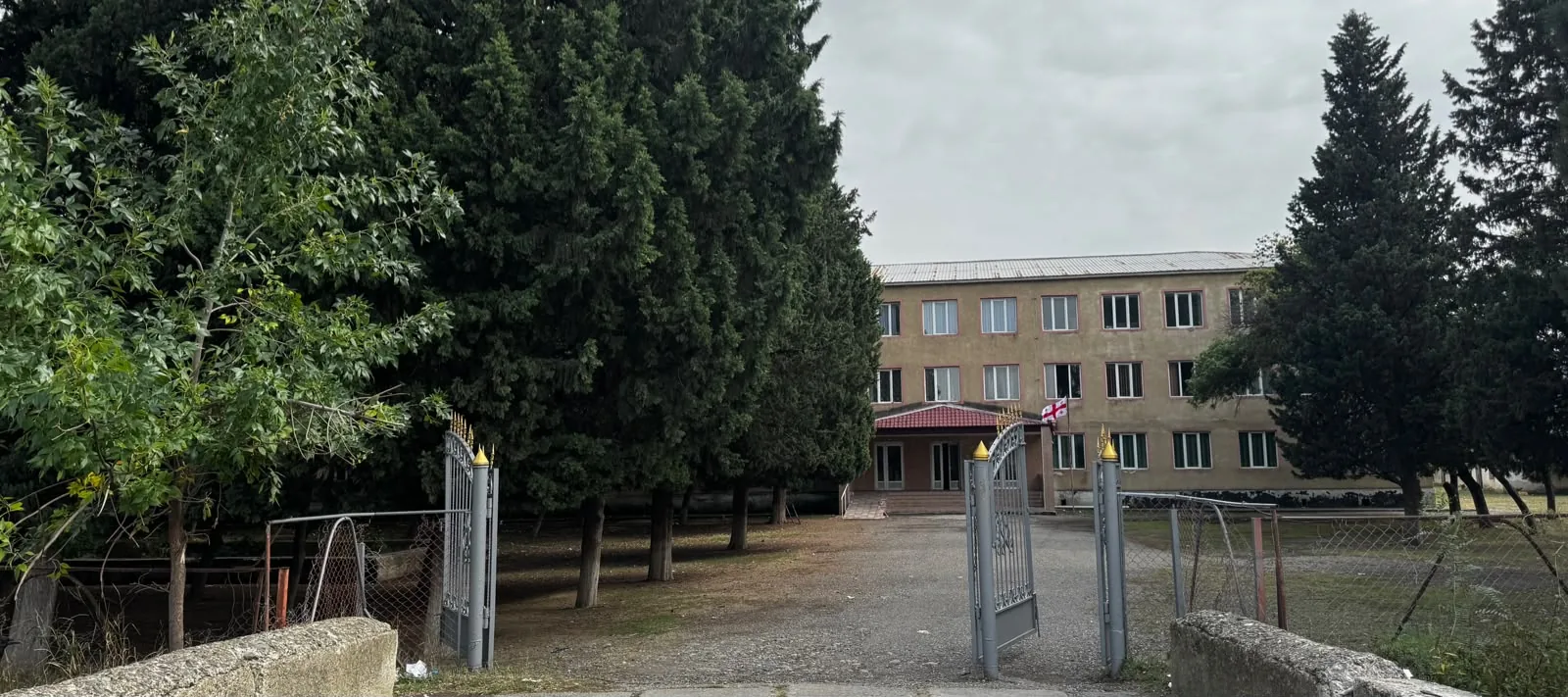 Nəzərli: The village public school