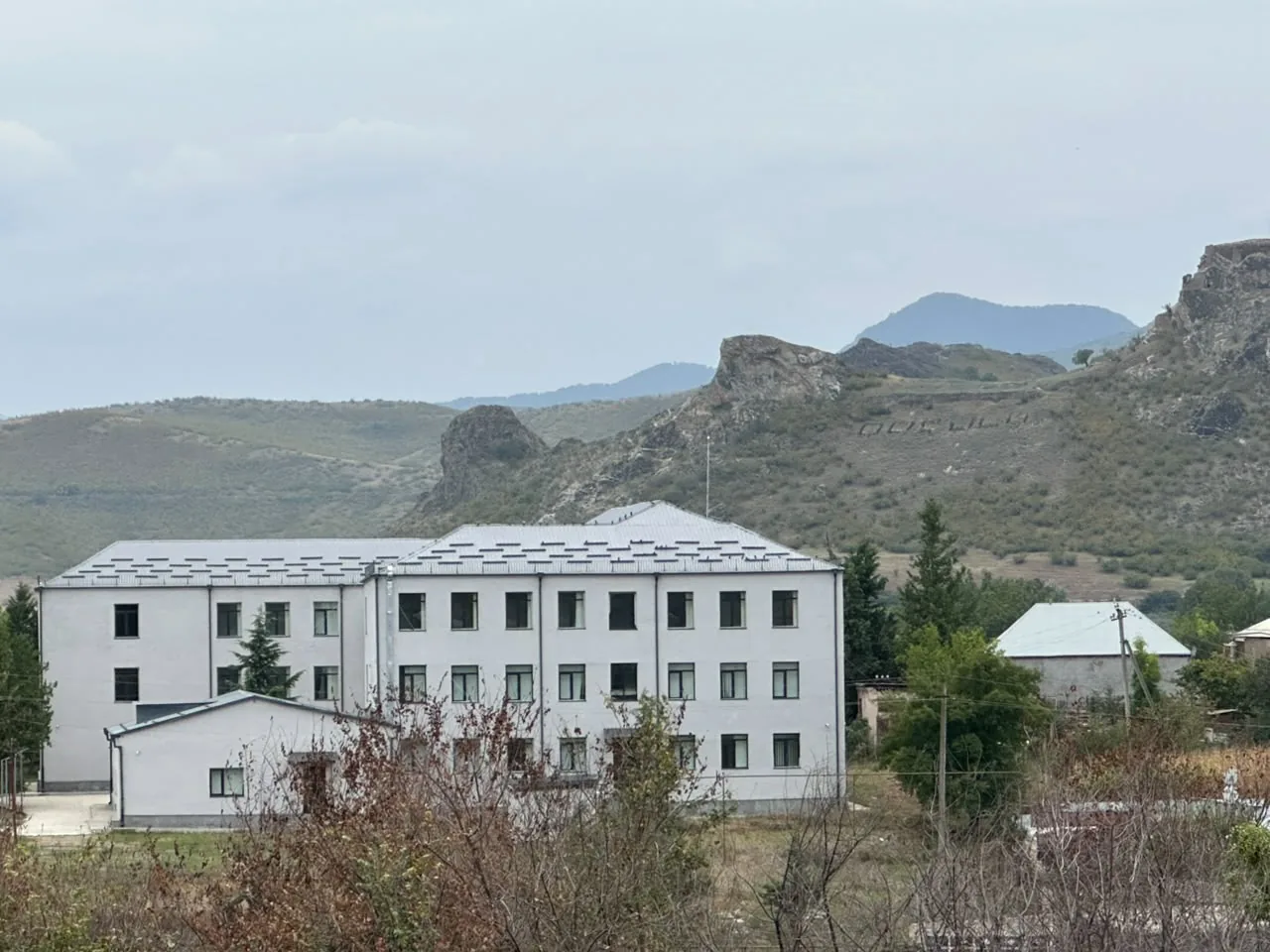 Qoçulu: The school’s new building