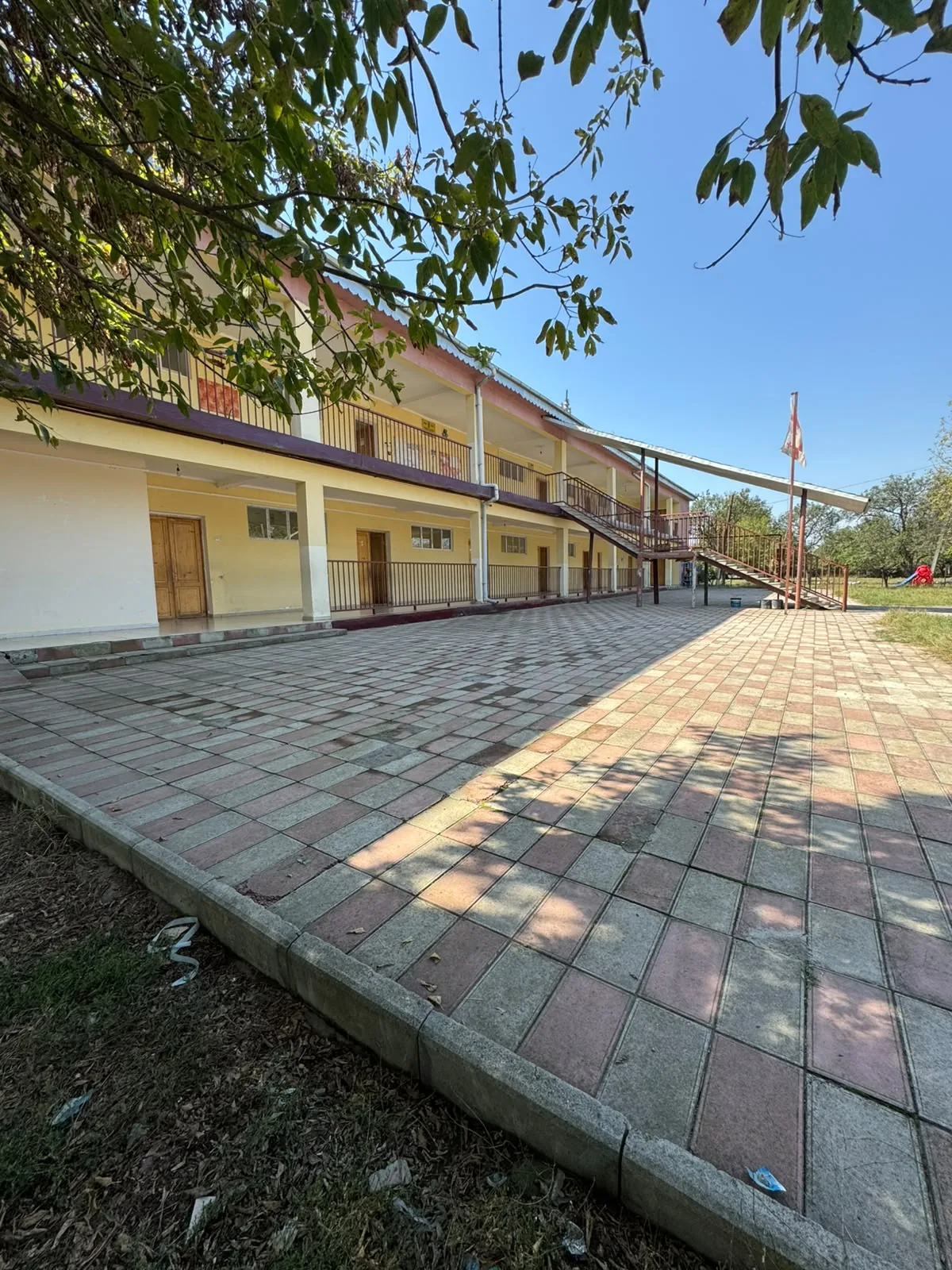 Təkəli: The village public school